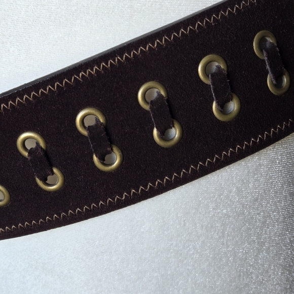 Boho Brown Leather Belt Brass Tone Gromments/Buckle Whipstitch Detailing Size M main image 2